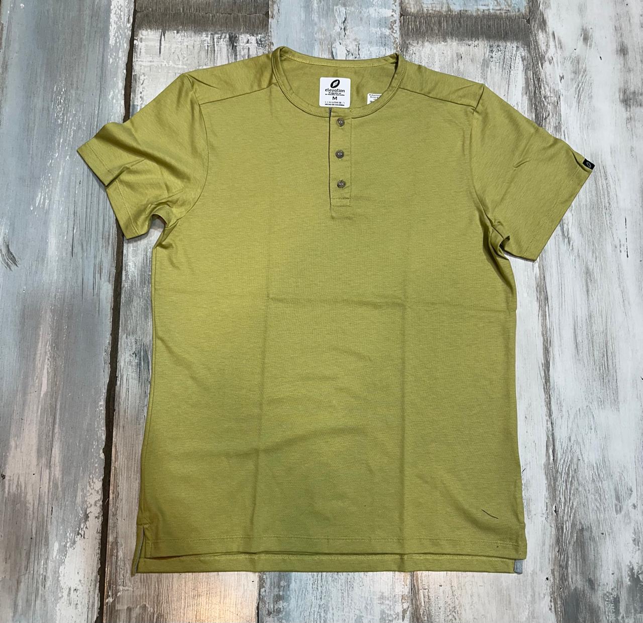 Camiseta Básica con Botones
